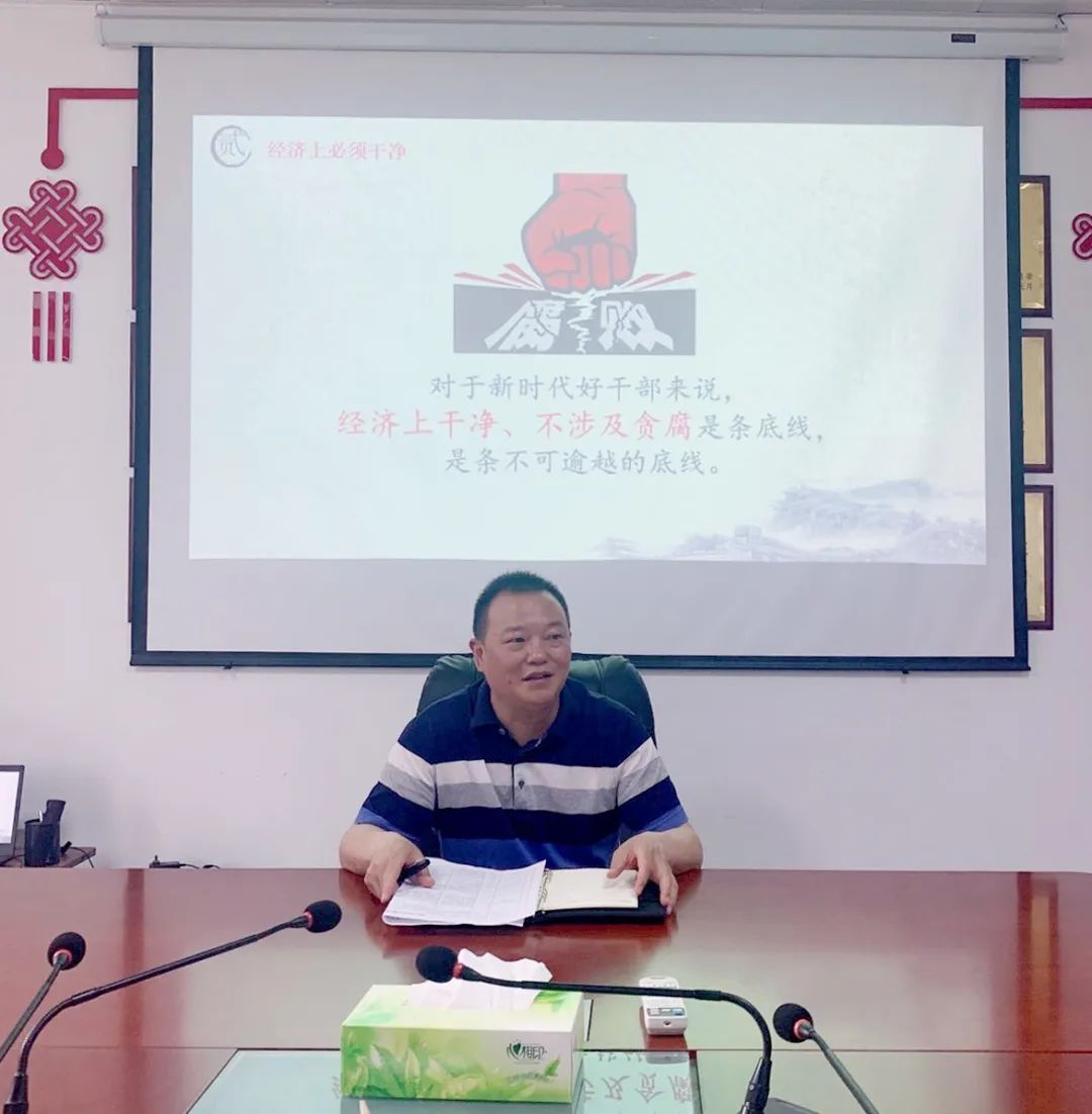 11a21bb346680273084e61d6a95cd9a.jpg 圖片